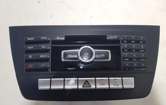 Mercedes-Benz C W204 Radio/CD/DVD/GPS head unit A2049005908FFR A2049005908