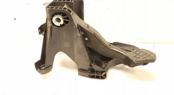 Volkswagen Golf VII Clutch pedal 5Q1721058