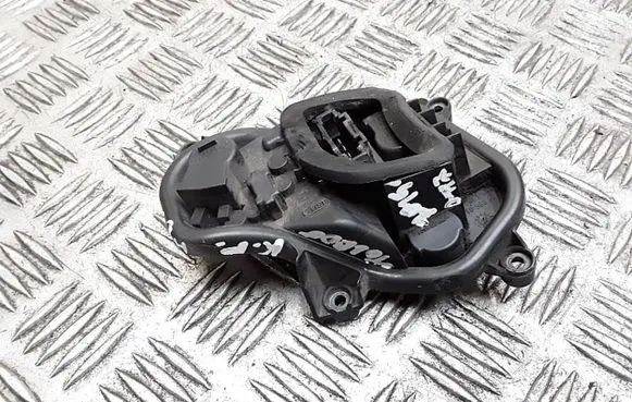 Seat Toledo IV (NH) Tail light bulb cover holder 18489601