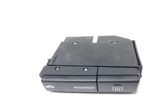 Toyota Avensis T250 Windscreen/window heater switch 8479005110D MS161100081 8479005110