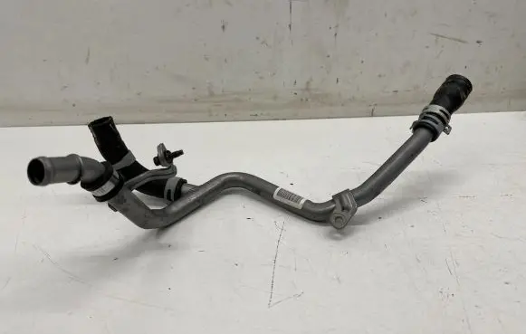 Mercedes-Benz A W177 Engine coolant pipe/hose