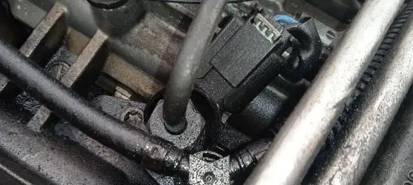 Chrysler 300 - 300C Fuel injector 0445115027