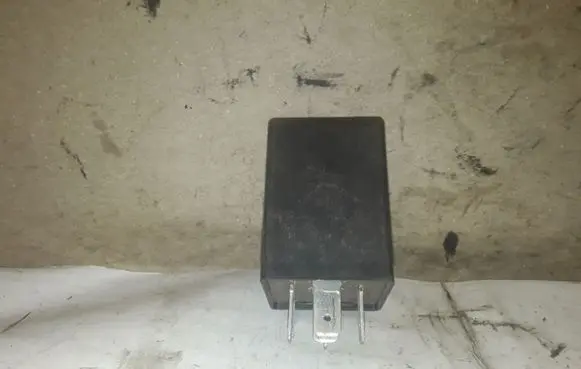 Volkswagen Golf II Other relay 321955531A