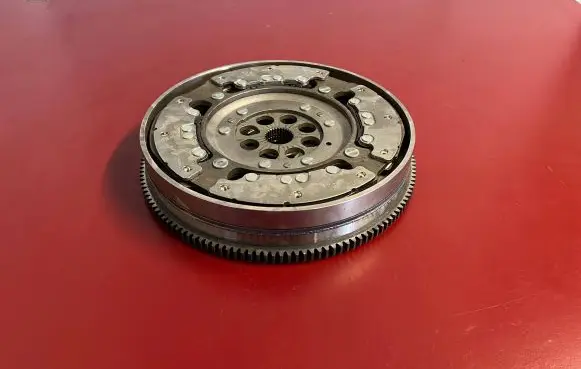 BMW X1 U11 Dual mass flywheel 5A3B7C7 5A87395 21205A3B7C7
