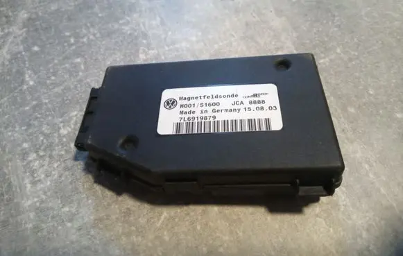 Volkswagen Touareg I Other control units/modules 7L6919879
