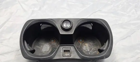 BMW 3 G20 G21 Cup holder front 1870135116 6806803 011020304105