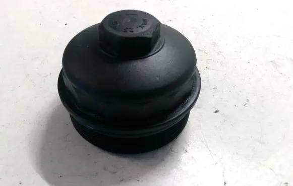 BMW 7 E38 Oil filter cover 7436843 1729858