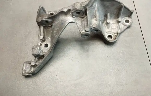Renault Kadjar Holder (bracket) 147174072R