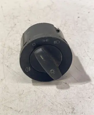 Volkswagen PASSAT B6 Light switch 1T0941431B