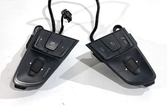 Toyota Proace Steering wheel buttons/switches 98095446ZD