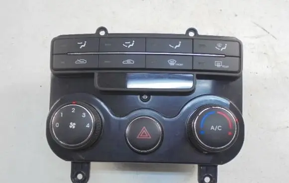 Hyundai i30 Air conditioning/heating control unit 972502L150