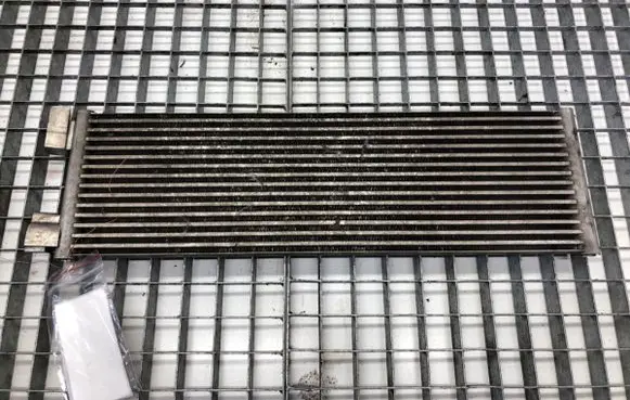 Alfa Romeo Stelvio Engine oil radiator 50560314