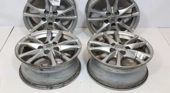Toyota Avensis T270 R16 alloy rim 42611-YY400