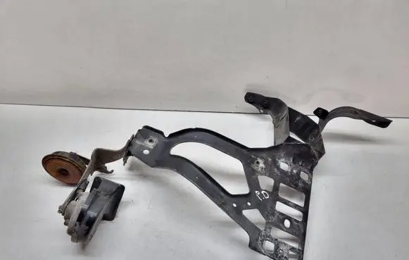 BMW 5 E60 E61 Front bumper mounting bracket 7163484 51647163484
