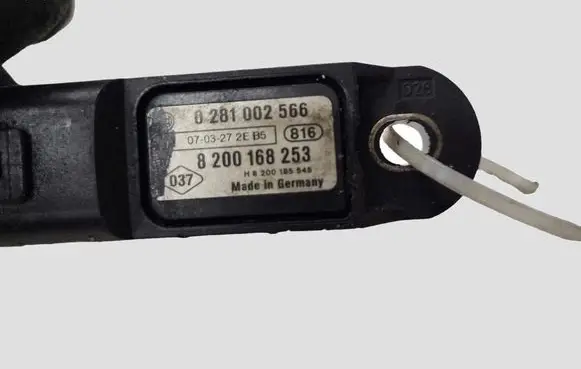 Renault Megane II Air pressure sensor 0281002566 8200168253