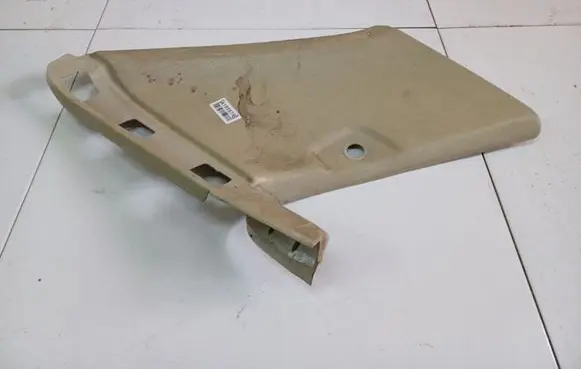 Volkswagen Golf II (D) pillar trim (bottom) 1918672950Z