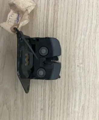 Fiat Punto (188) Tailgate window lock/catch/latch 51744024