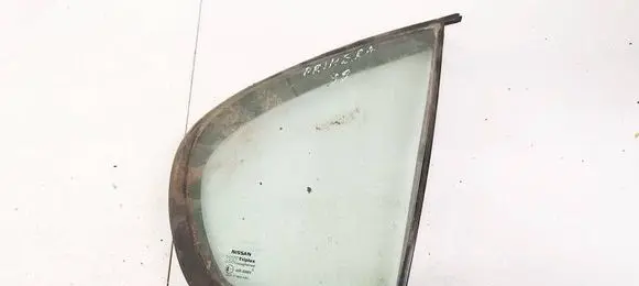Rear vent window glass