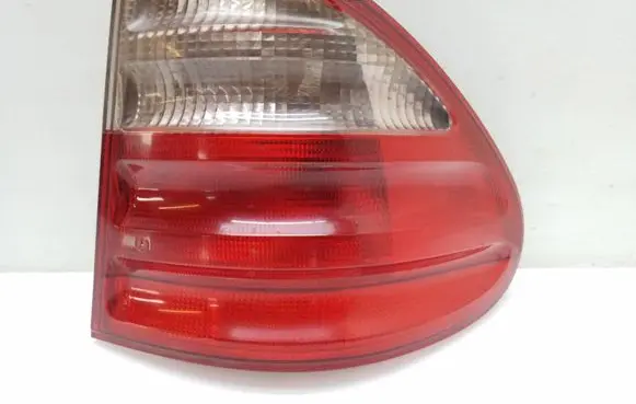 Mercedes-Benz E W210 Rear/tail lights A2108205464