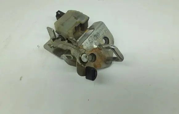Skoda Octavia Mk2 (1Z) Central locking motor 1Z9827511C