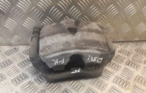 Mercedes-Benz C W205 Front brake caliper
