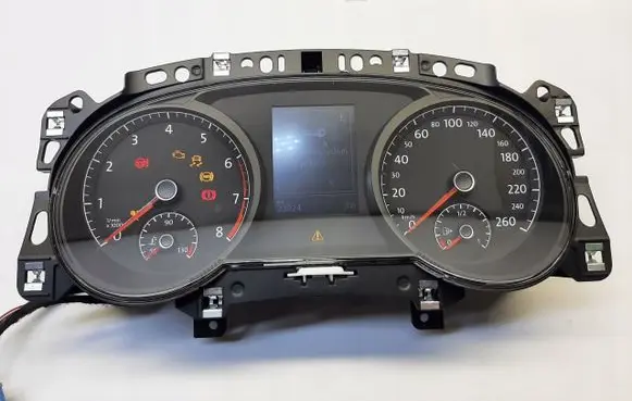 Volkswagen Golf Sportsvan Speedometer (instrument cluster) 517920740D