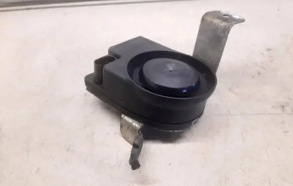 Audi A6 S6 C6 4F Alarm system siren 4F1951285