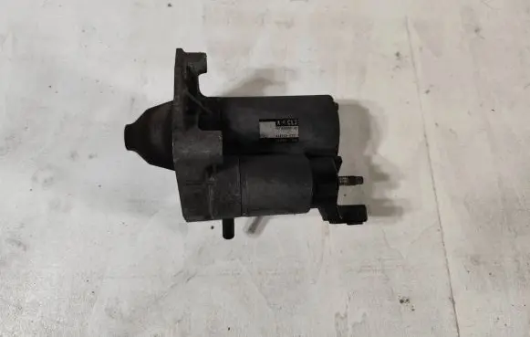 Peugeot 2008 I Starter motor 4280008331 9671530880