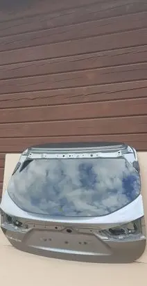 Nissan Qashqai Tailgate/trunk/boot lid