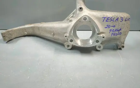 Tesla Model 3 Front wheel hub spindle knuckle 104431600E 1044-316-00-E GA4-37473
