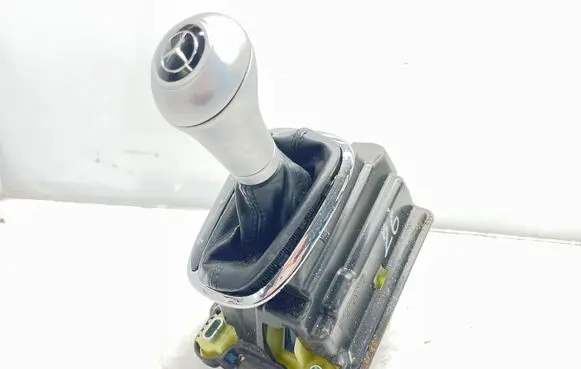 Mercedes-Benz E W211 Gear shifter/selector A2032678524
