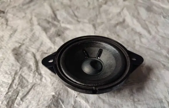 Audi A4 S4 B8 8K Parcel shelf speaker 8K9035709