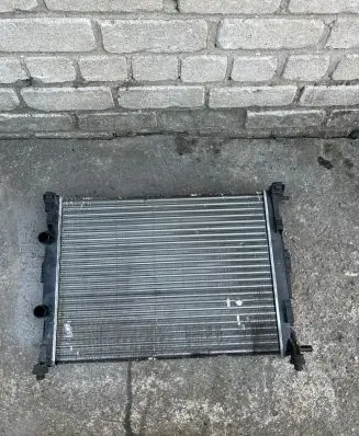 Renault Megane II Coolant radiator