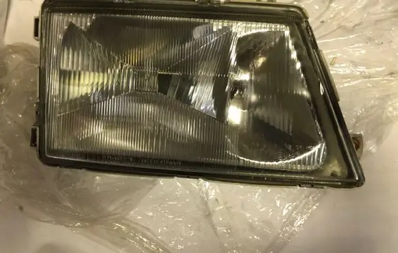 Mercedes-Benz Sprinter W901 W902 W903 W904 Headlight/headlamp