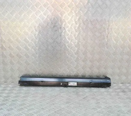 BMW X3 G01 Radiator trim 8590082