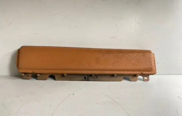 Maserati GranTurismo Front door card panel trim 6058055