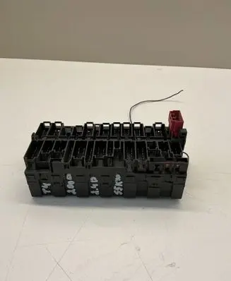 Volkswagen Transporter - Caravelle T4 Fuse module 357937039