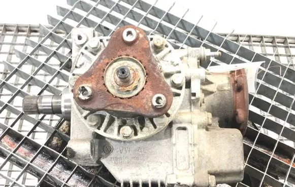 Gearbox transfer box case