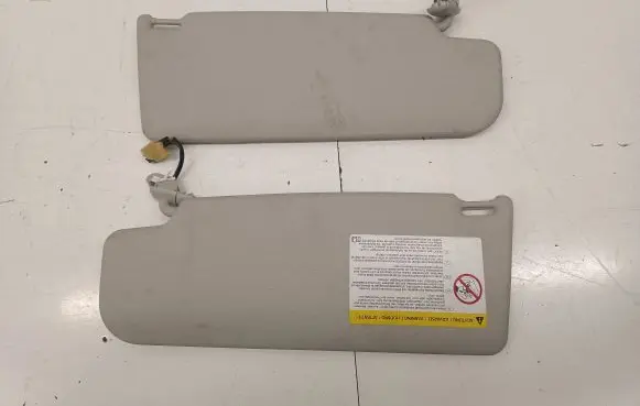 Volkswagen Polo V 6R Sun visor