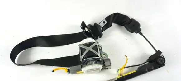 Fiat 500 Front seatbelt 07354654010