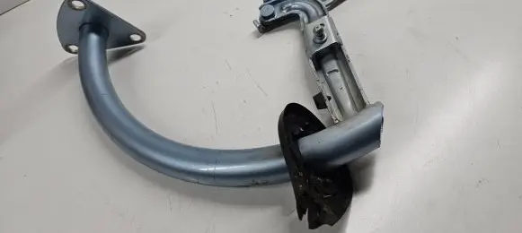 Volkswagen PASSAT B6 Tailgate/trunk/boot hinge