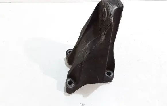 Ford Transit Engine mounting bracket