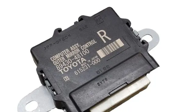 Lexus RX 450H Wing mirror control module 8943048100 615231000
