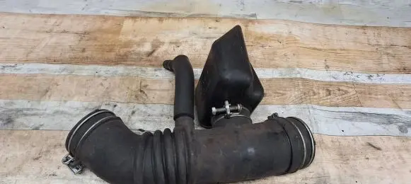 Chevrolet Cruze II Intake resonator 1788103160 1789403010