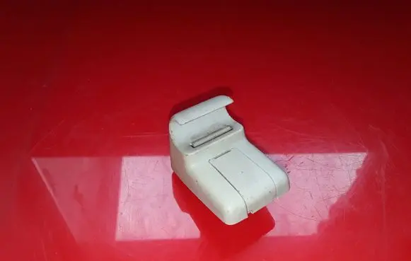 Land Rover Range Rover Sport L320 Sun visor clip/hook/bracket NOCODE