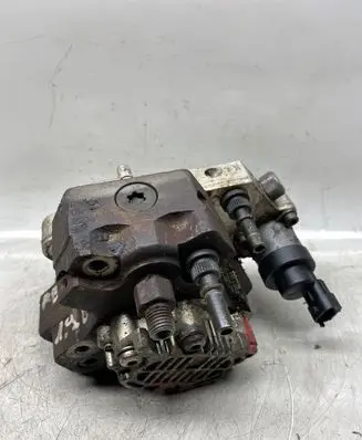 Renault Trafic II (X83) Fuel injection high pressure pump 8200108225