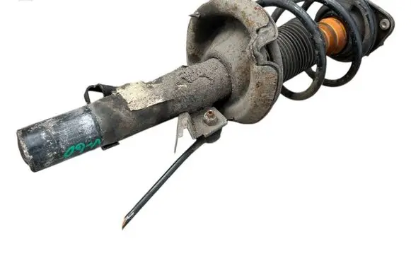 Volvo V40 Front shock absorber/damper p31360945