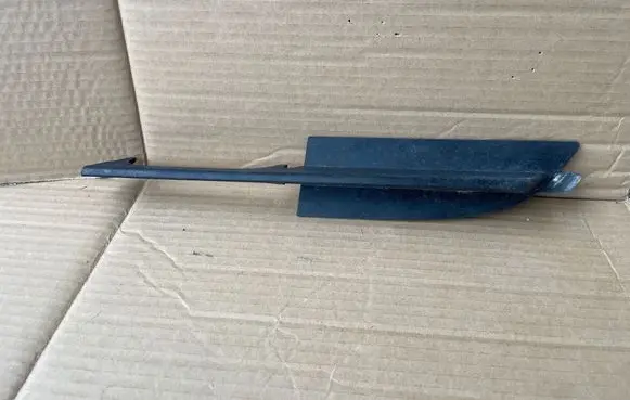 BMW 3 E46 Front bumper lower grill 727584
