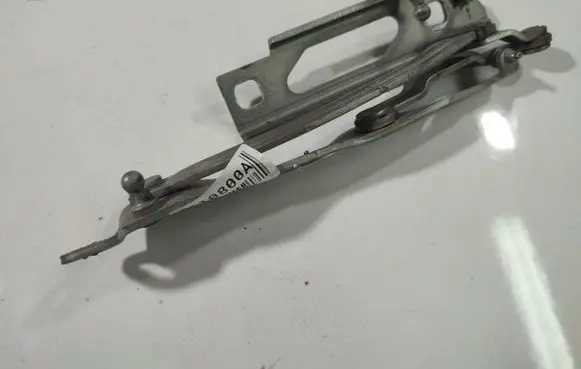 Opel Vectra C Tailgate/trunk/boot hinge 09177083
