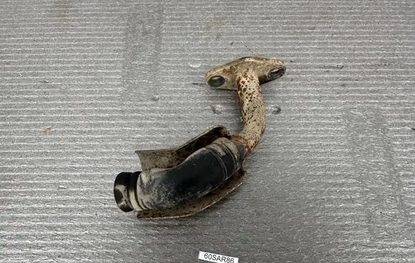 Nissan Patrol Y60 Turbo turbocharger oiling pipe/hose 1519722J00